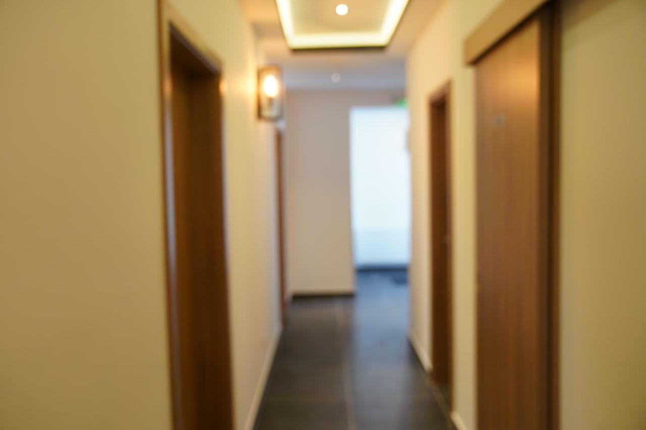 Hotel Dias Pinneberg Exterior photo